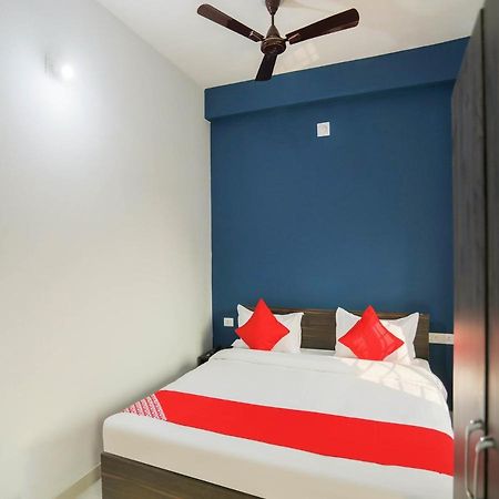 Flagship 76560 Hotel Vanss บูบันเนสชวาร์ ภายนอก รูปภาพ